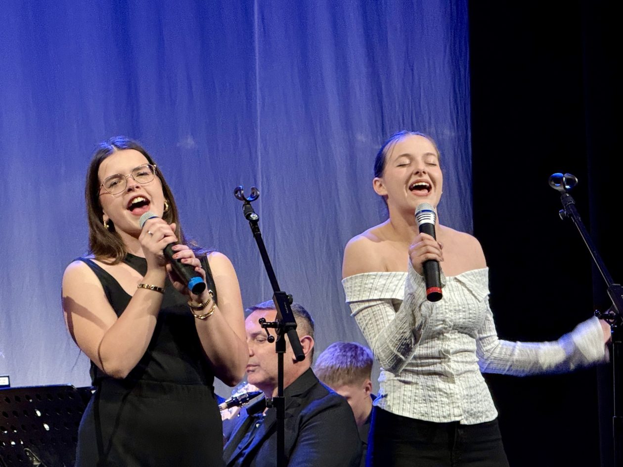 Puhački orkestar Gimnazije Josipa Slavenskog Čakovec – banda svira CZK (3)