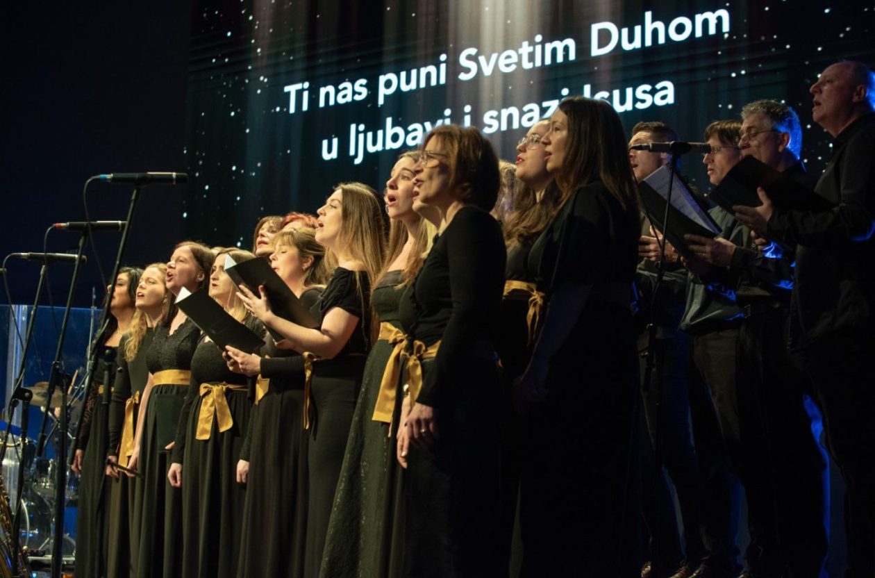 RADOST BOŽIĆA Održan tradicionalni glazbeni program Baptističke crkve Mačkovec (13)