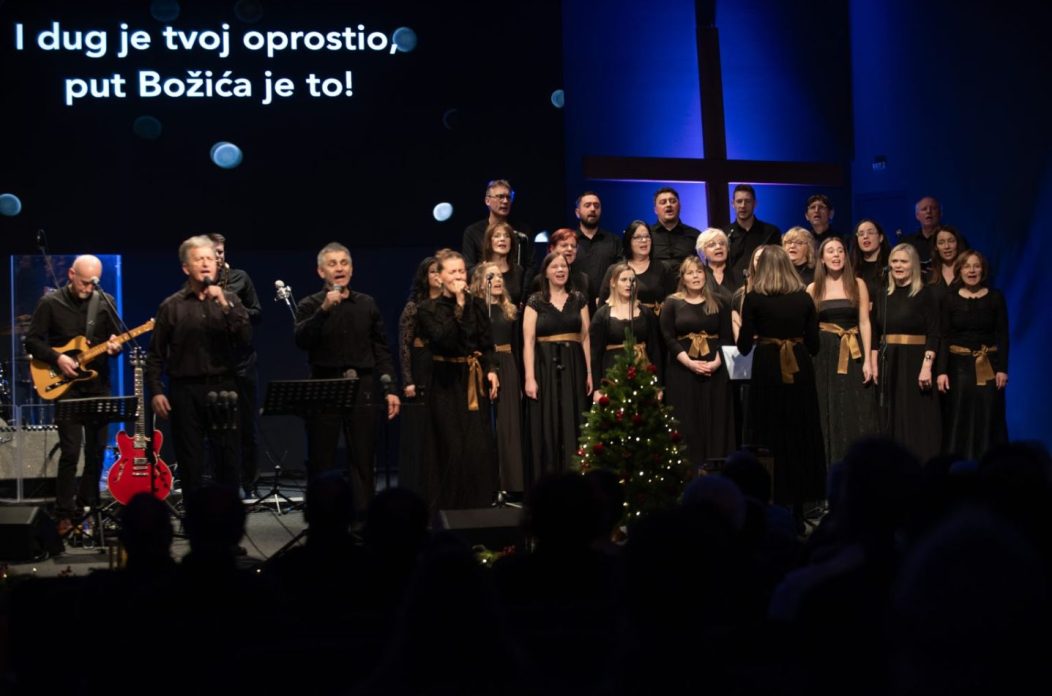 RADOST BOŽIĆA Održan tradicionalni glazbeni program Baptističke crkve Mačkovec (2)