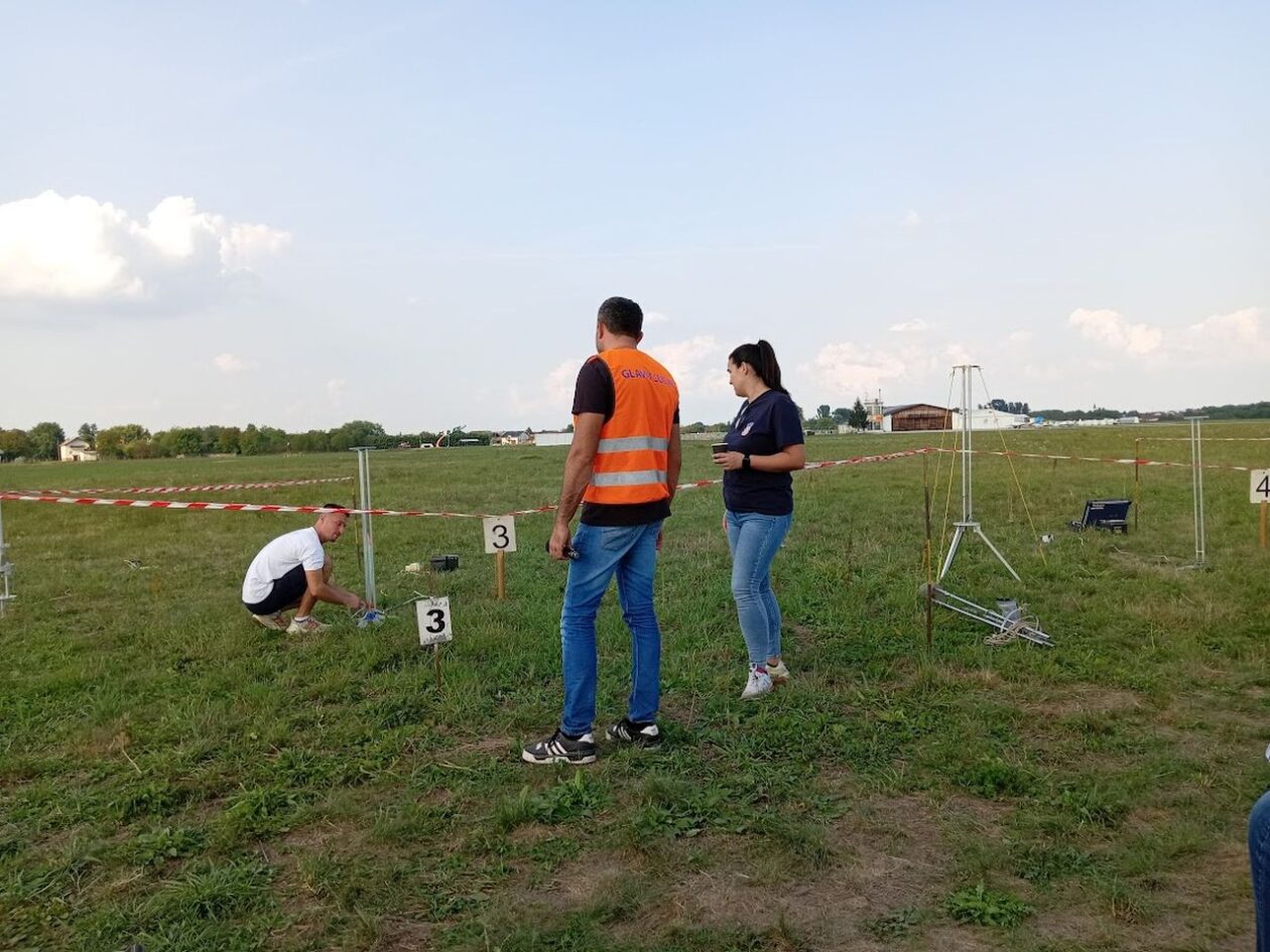 RAKETNI JUNIORI Fantastični uspjesi Aerokluba Međimurje na državnom prvenstvu (11) RAKETNI JUNIORI Fantastični uspjesi Aerokluba Međimurje na državnom prvenstvu (11)