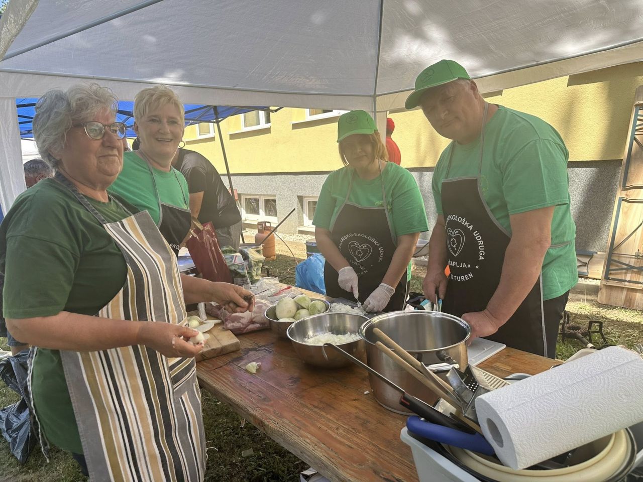 REKORDAN ODAZIV Na drugom Turenskom kotliću kuhale 22 ekipe - slavili SU Celine! (26)