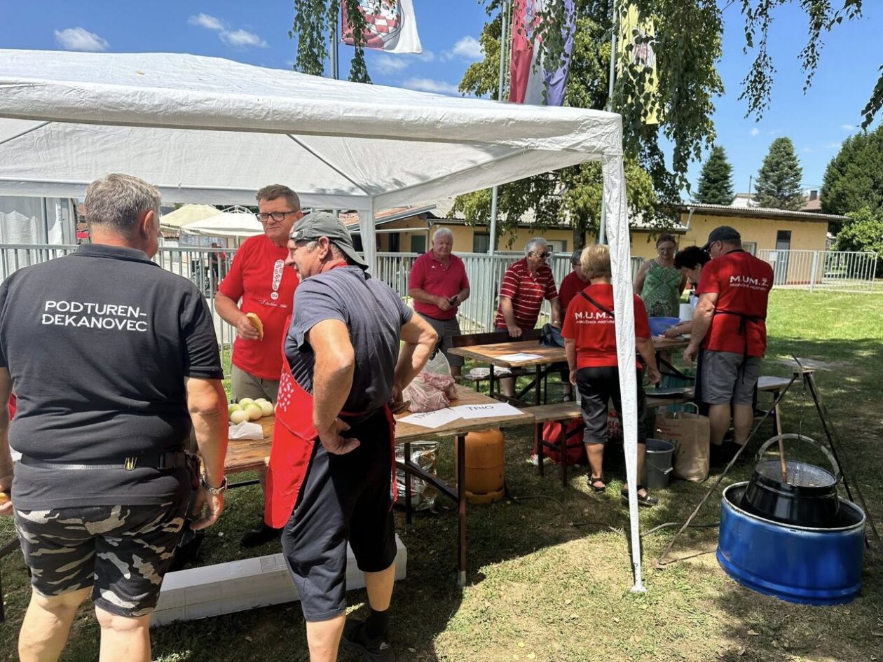 REKORDAN ODAZIV Na drugom Turenskom kotliću kuhale 22 ekipe – slavili SU Celine! (27) REKORDAN ODAZIV Na drugom Turenskom kotliću kuhale 22 ekipe - slavili SU Celine! (26)