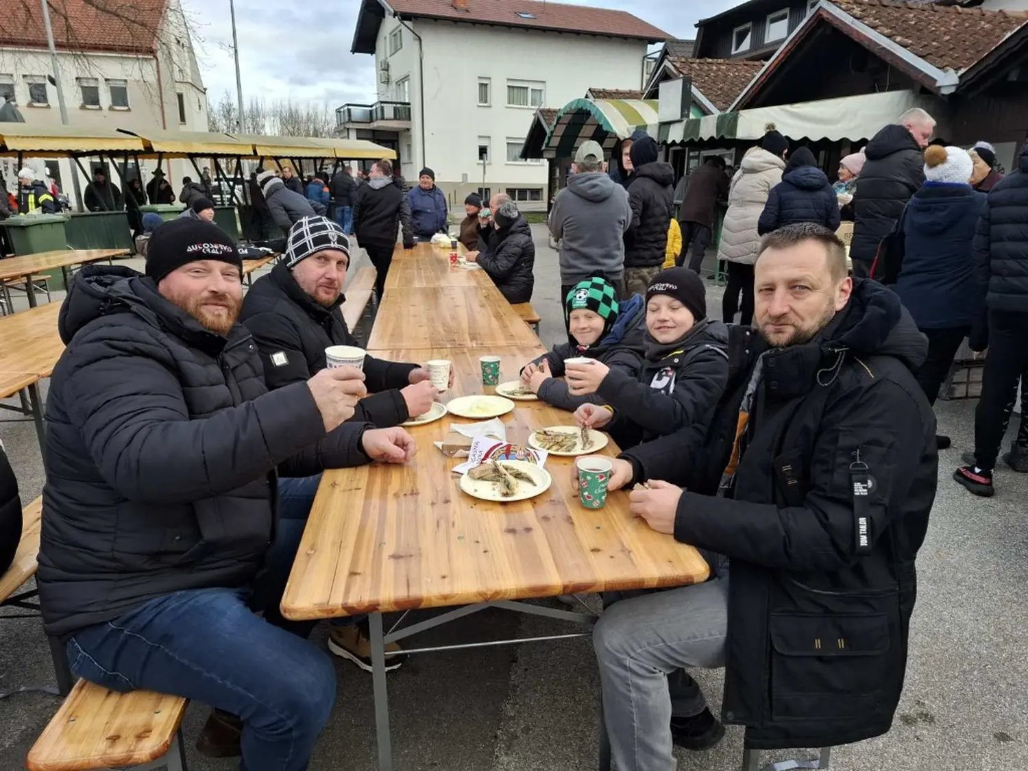 RIBICE MURSKO SREDISCE (25) RIBICE MURSKO SREDISCE (25)