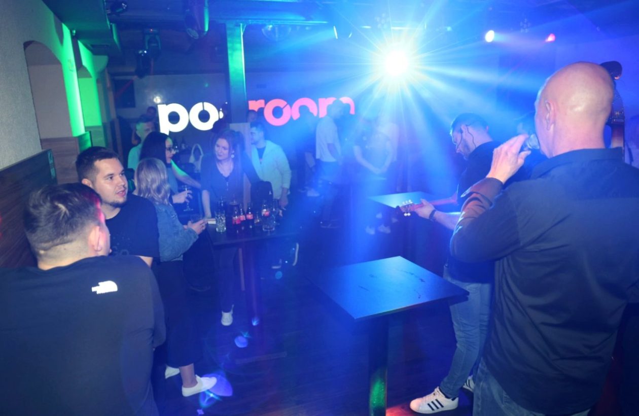 RITAM PETKA Noć vina i tambura donijela ples i dobru atmosferu u Podroom (11)