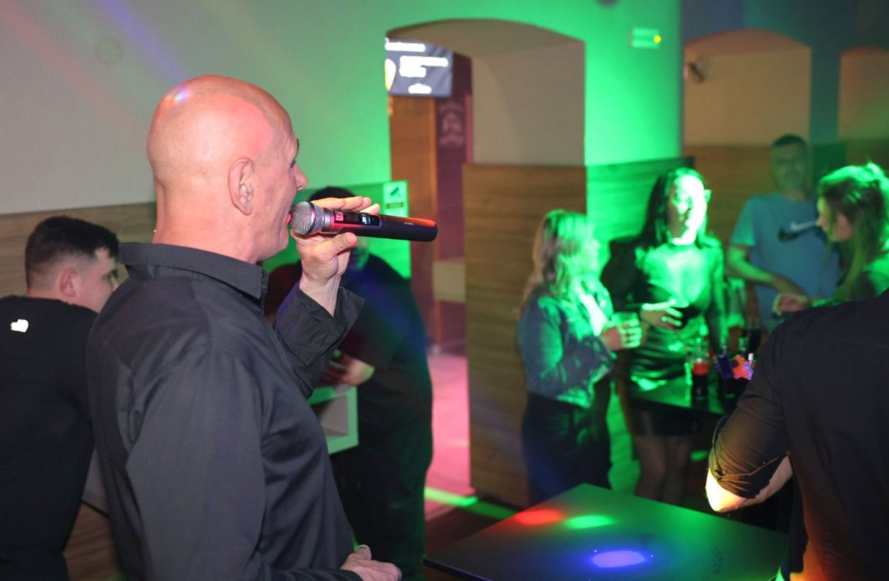 RITAM PETKA Noć vina i tambura donijela ples i dobru atmosferu u Podroom (12)