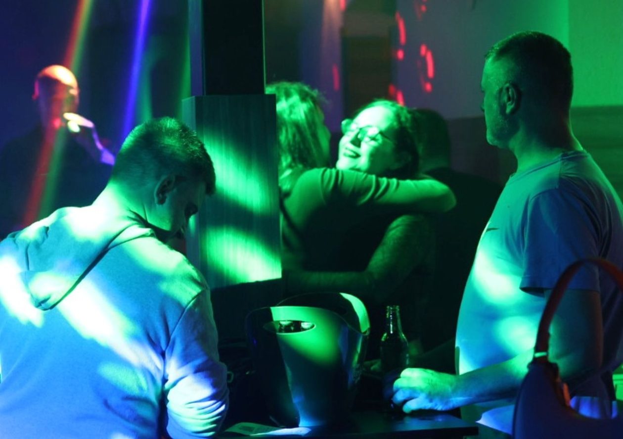 RITAM PETKA Noć vina i tambura donijela ples i dobru atmosferu u Podroom (9)