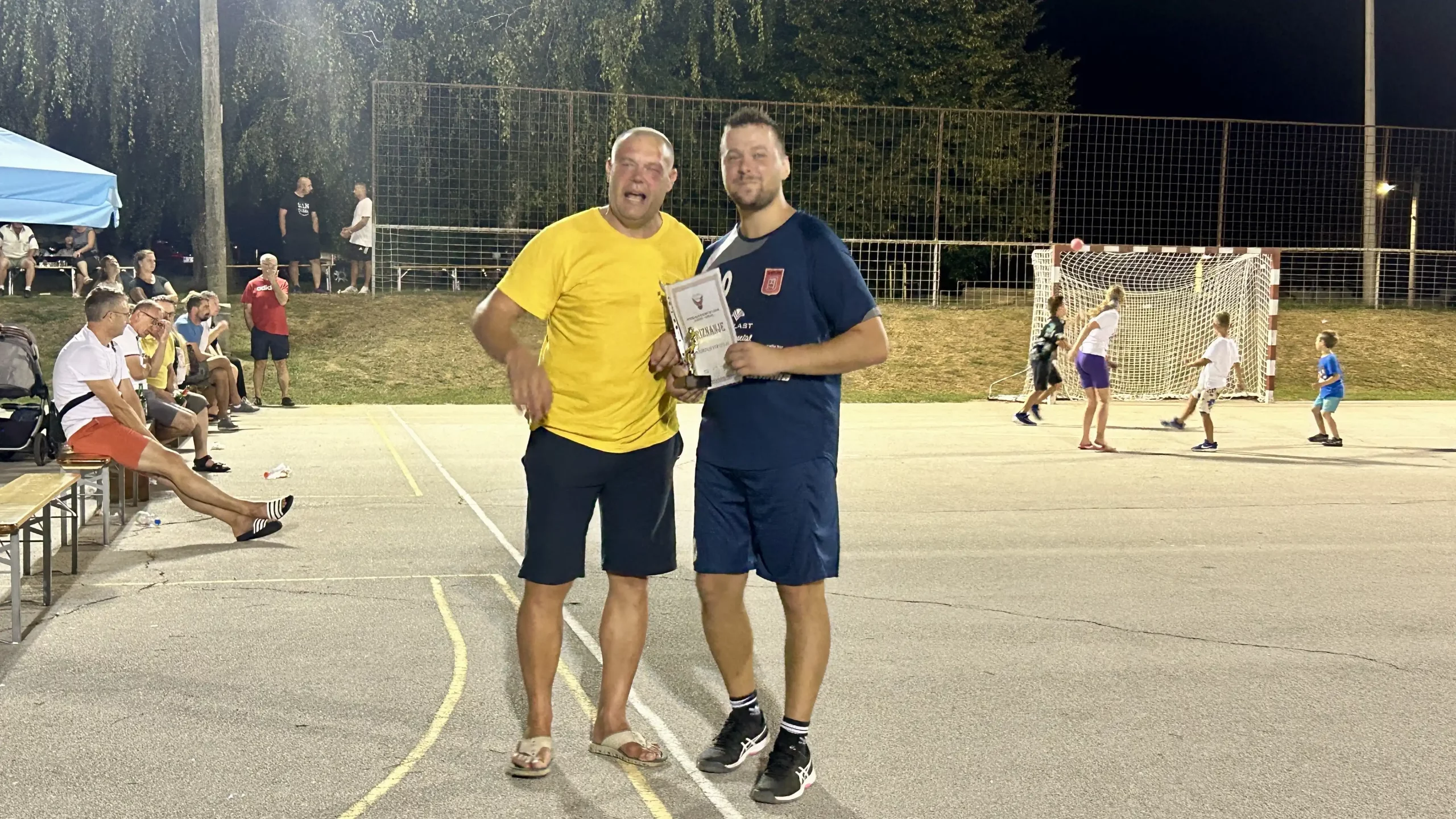 RK „SOKOL“ VRATIŠINEC Memorijalni rukometni turnir „Bukovec i Farkaš“ i ove godine okupio rukometaše s područja Međimurja (10) RK „SOKOL“ VRATIŠINEC Memorijalni rukometni turnir „Bukovec i Farkaš“ i ove godine okupio rukometaše s područja Međimurja (10)