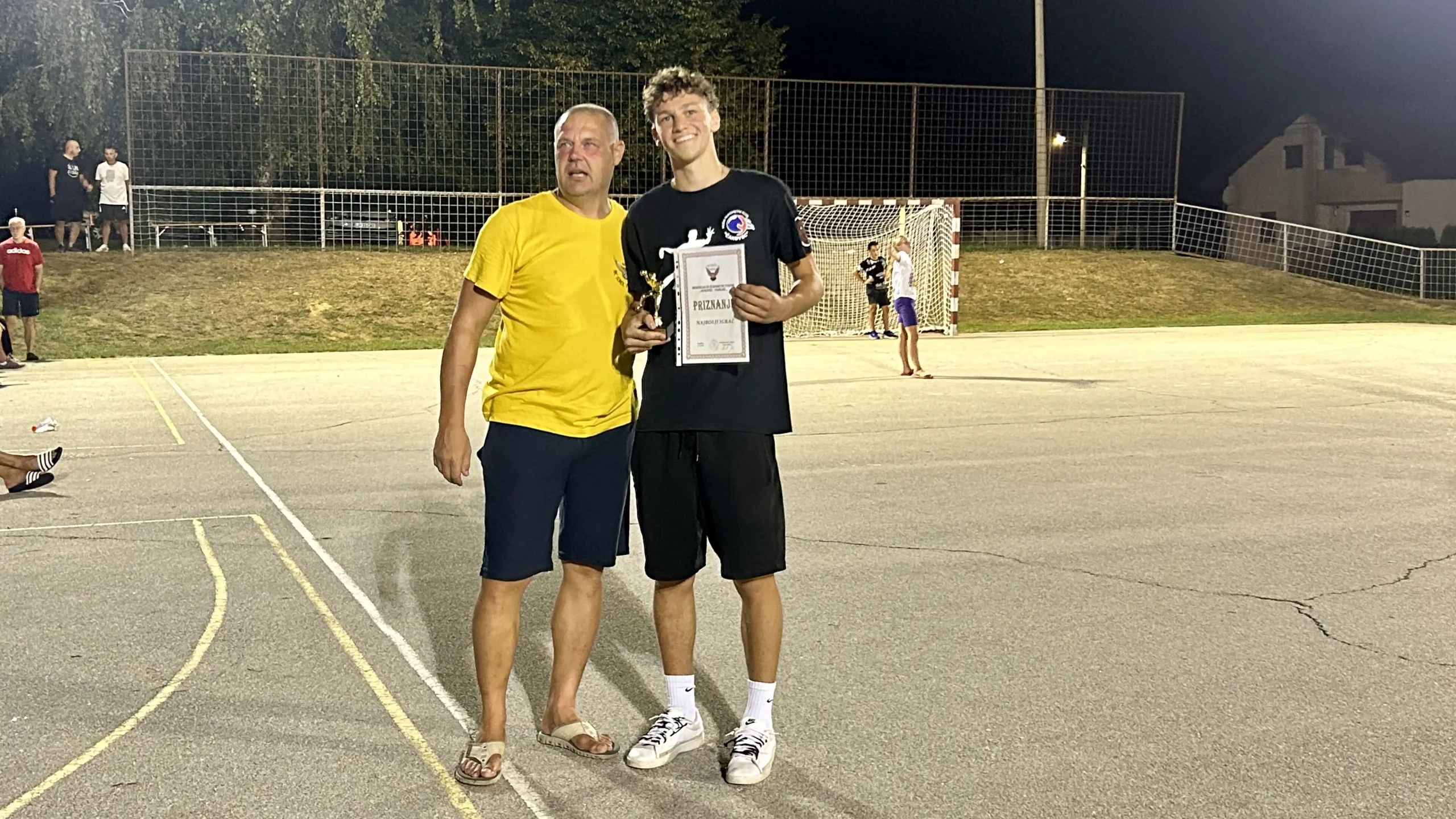 RK „SOKOL“ VRATIŠINEC Memorijalni rukometni turnir „Bukovec i Farkaš“ i ove godine okupio rukometaše s područja Međimurja (11) RK „SOKOL“ VRATIŠINEC Memorijalni rukometni turnir „Bukovec i Farkaš“ i ove godine okupio rukometaše s područja Međimurja (11)