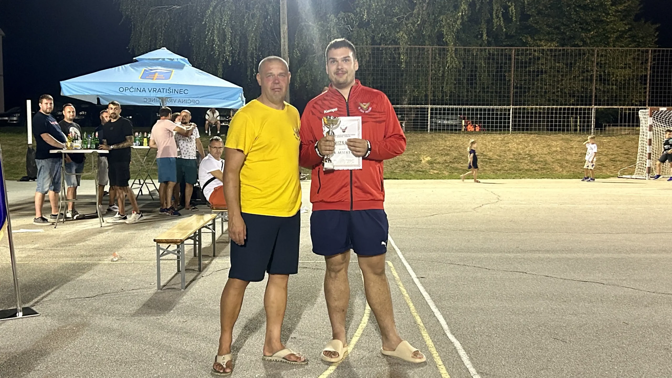 RK „SOKOL“ VRATIŠINEC Memorijalni rukometni turnir „Bukovec i Farkaš“ i ove godine okupio rukometaše s područja Međimurja (5) RK „SOKOL“ VRATIŠINEC Memorijalni rukometni turnir „Bukovec i Farkaš“ i ove godine okupio rukometaše s područja Međimurja (5)