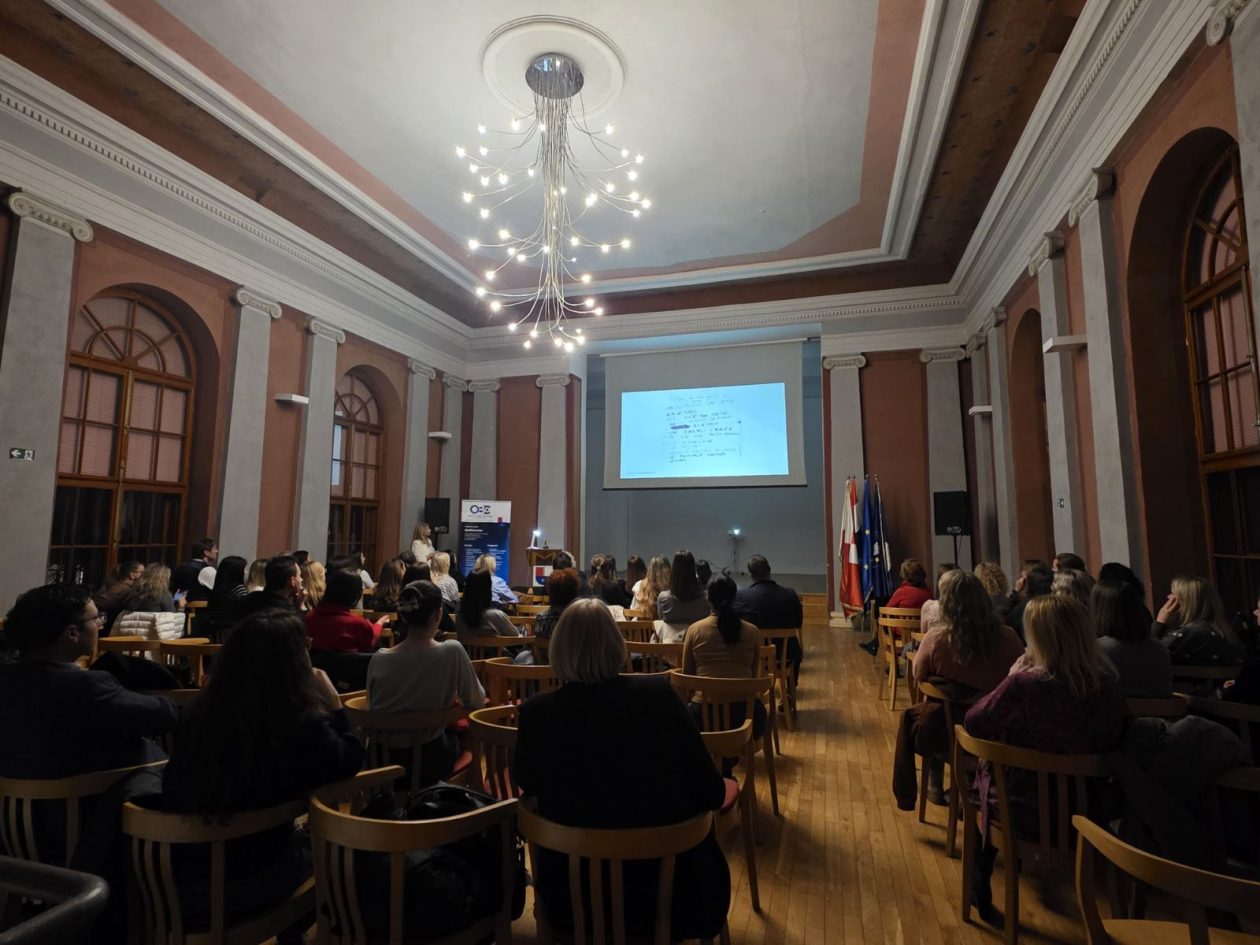 RODITELJSTVO DANAS Stručno predavanje okupilo brojne građane u Čakovcu (4)