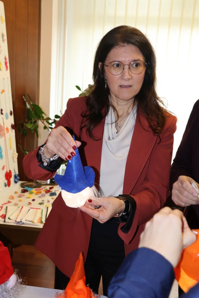 RUČNI RADOVI Korisnici Doma za starije u Čakovcu priredili prekrasnu izložbu (24) RUČNI RADOVI Korisnici Doma za starije u Čakovcu priredili prekrasnu izložbu (24)