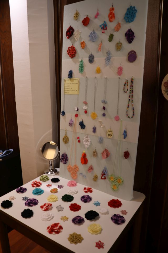 RUČNI RADOVI Korisnici Doma za starije u Čakovcu priredili prekrasnu izložbu (26) RUČNI RADOVI Korisnici Doma za starije u Čakovcu priredili prekrasnu izložbu (26)