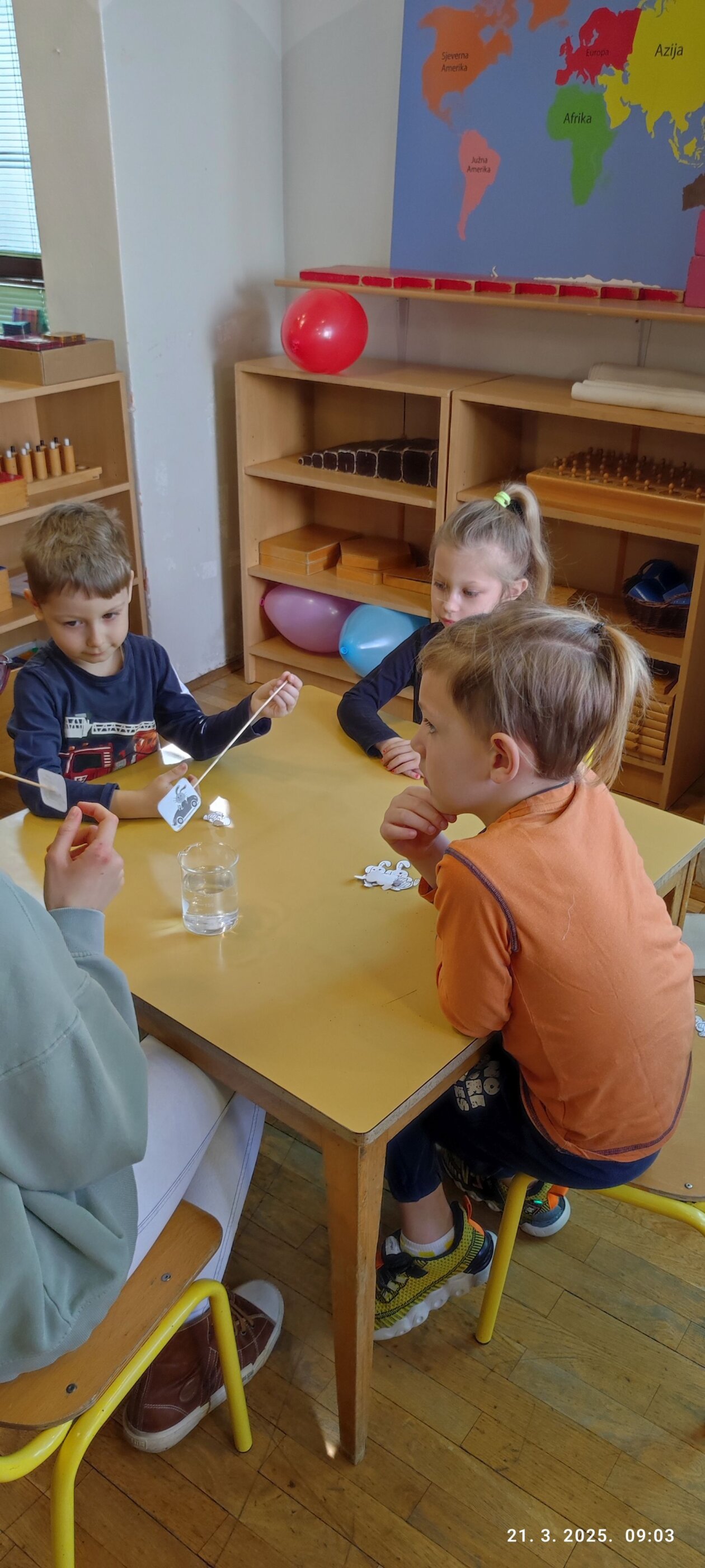 Radionica 'Uskrsne tajne vode' spojila znanost, igru i prirodu (8)