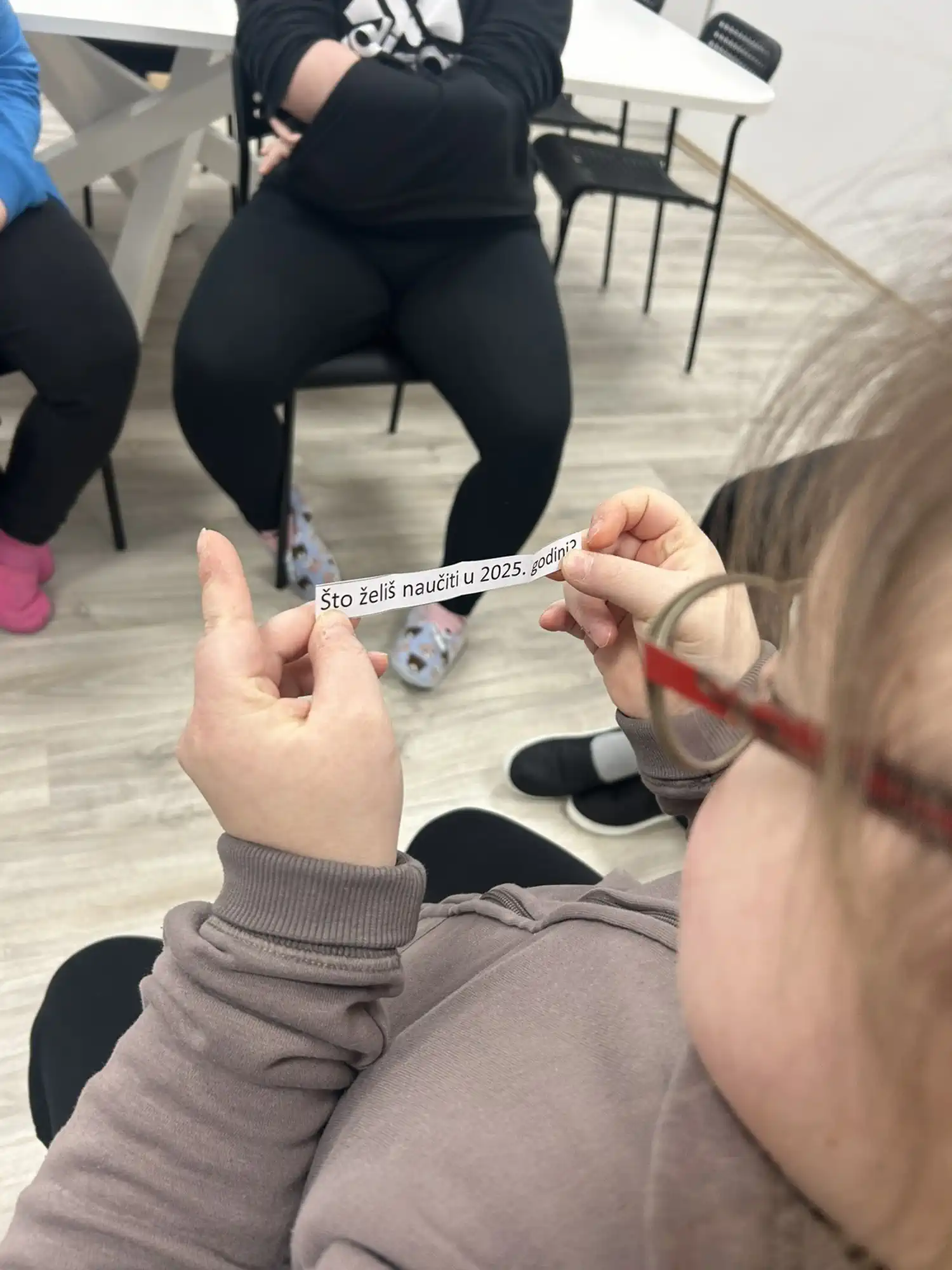 Radionica za mlade Nova godina – novia ja! udruga za sindrom down mž (7)