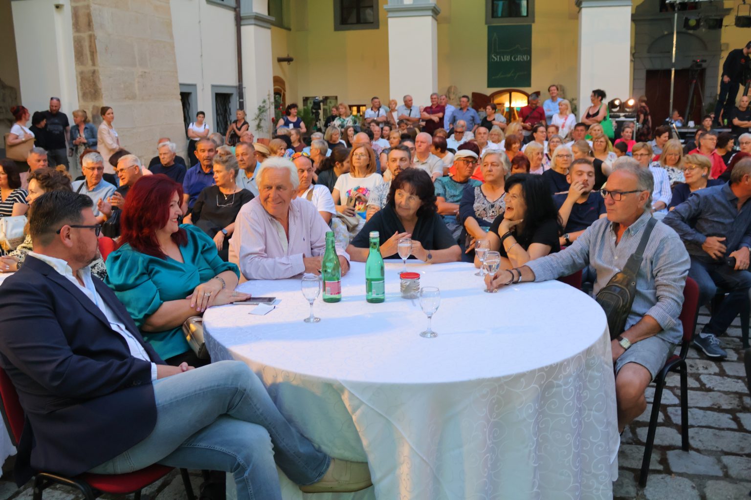 Radojka Šverko Ljubo Kuntarić (1) Radojka Šverko Ljubo Kuntarić (1)