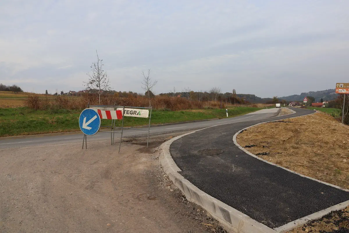 Rekonstrukcija cesta Štrigova i Sv. Martin na Muri (13) Rekonstrukcija cesta Štrigova i Sv. Martin na Muri (13)