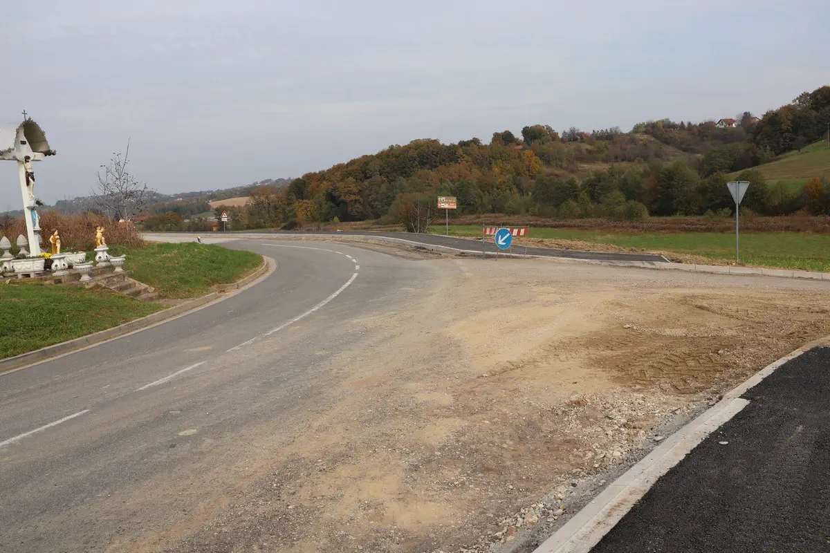 Rekonstrukcija cesta Štrigova i Sv. Martin na Muri (4) Rekonstrukcija cesta Štrigova i Sv. Martin na Muri (4)