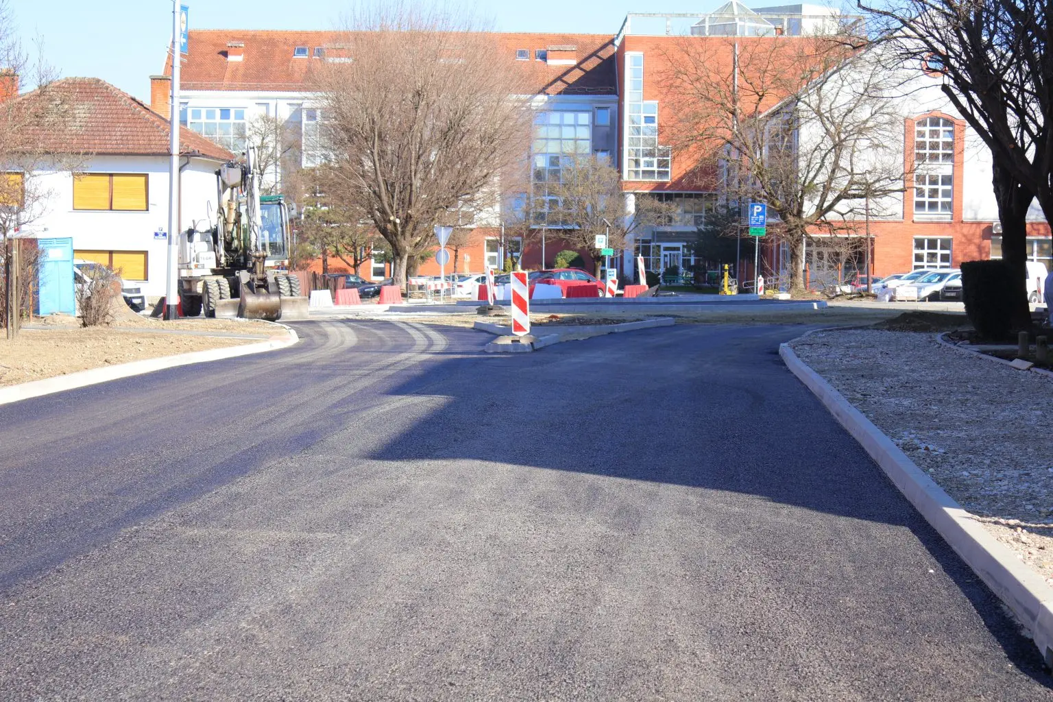 Rekonstrukcija raskrižja ulica Tome Masaryka i Ivana Mažuranića u Čakovcu bliži se završetku (10)