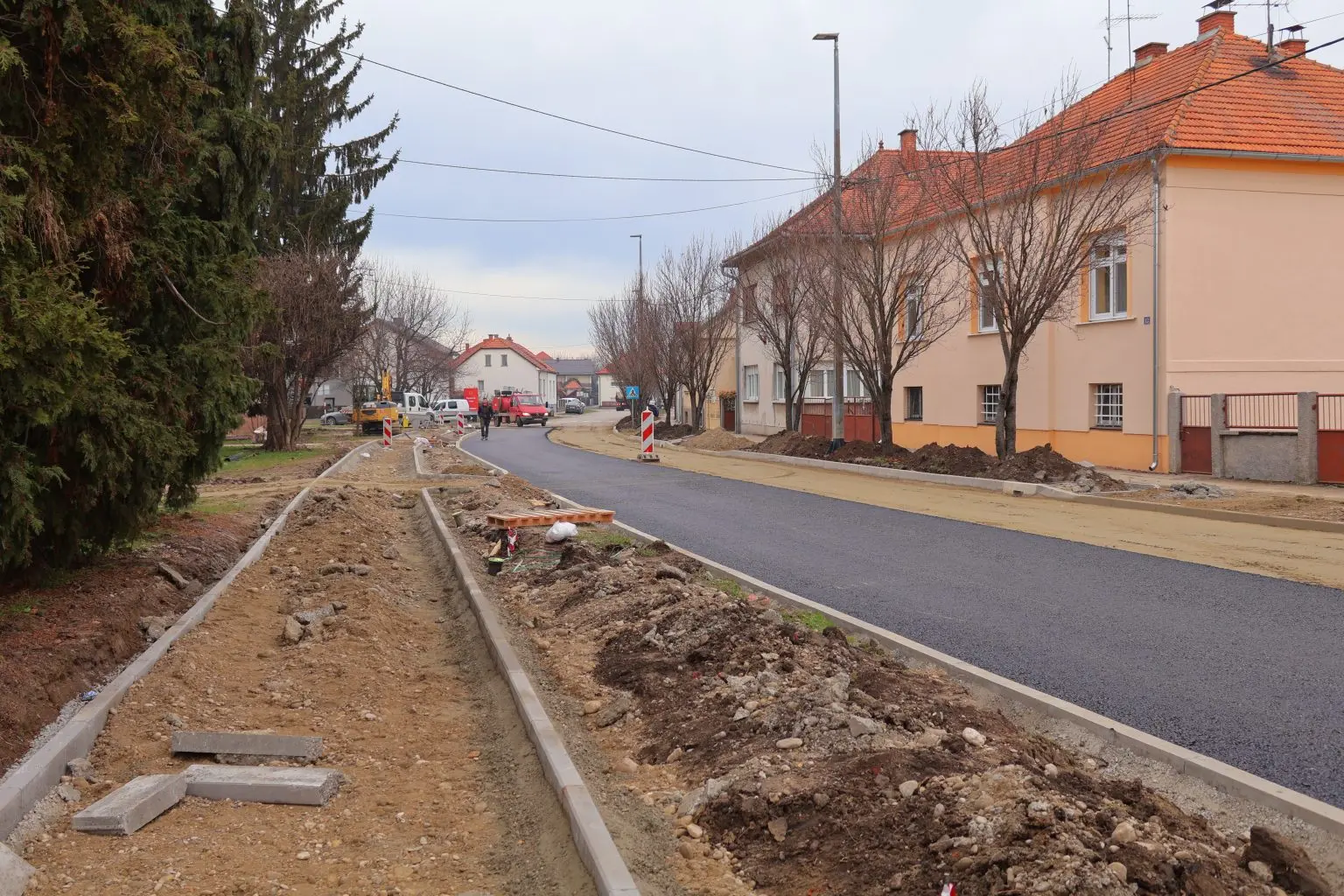 Rekonstrukcija raskrižja ulica Tome Masaryka i Ivana Mažuranića u Čakovcu bliži se završetku (15)