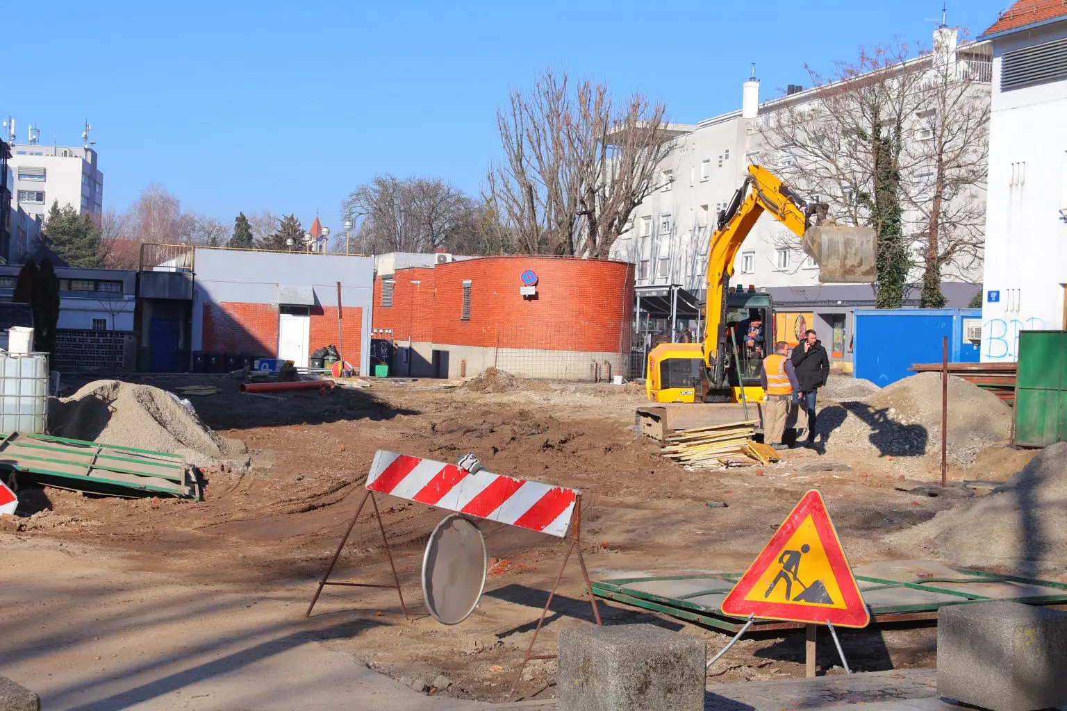 Rekonstrukcija raskrižja ulica Tome Masaryka i Ivana Mažuranića u Čakovcu bliži se završetku (18)