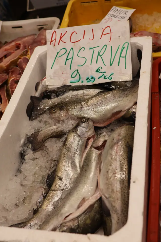 Ribarnica Čakovec Badnjak 24.12.2025 (19)