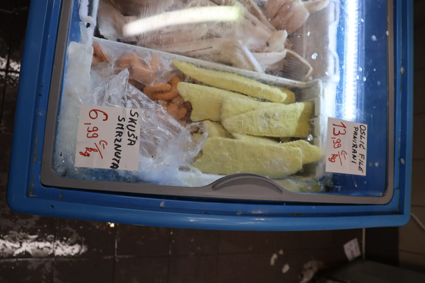 Ribarnica Čakovec Badnjak 24.12.2025 (24)