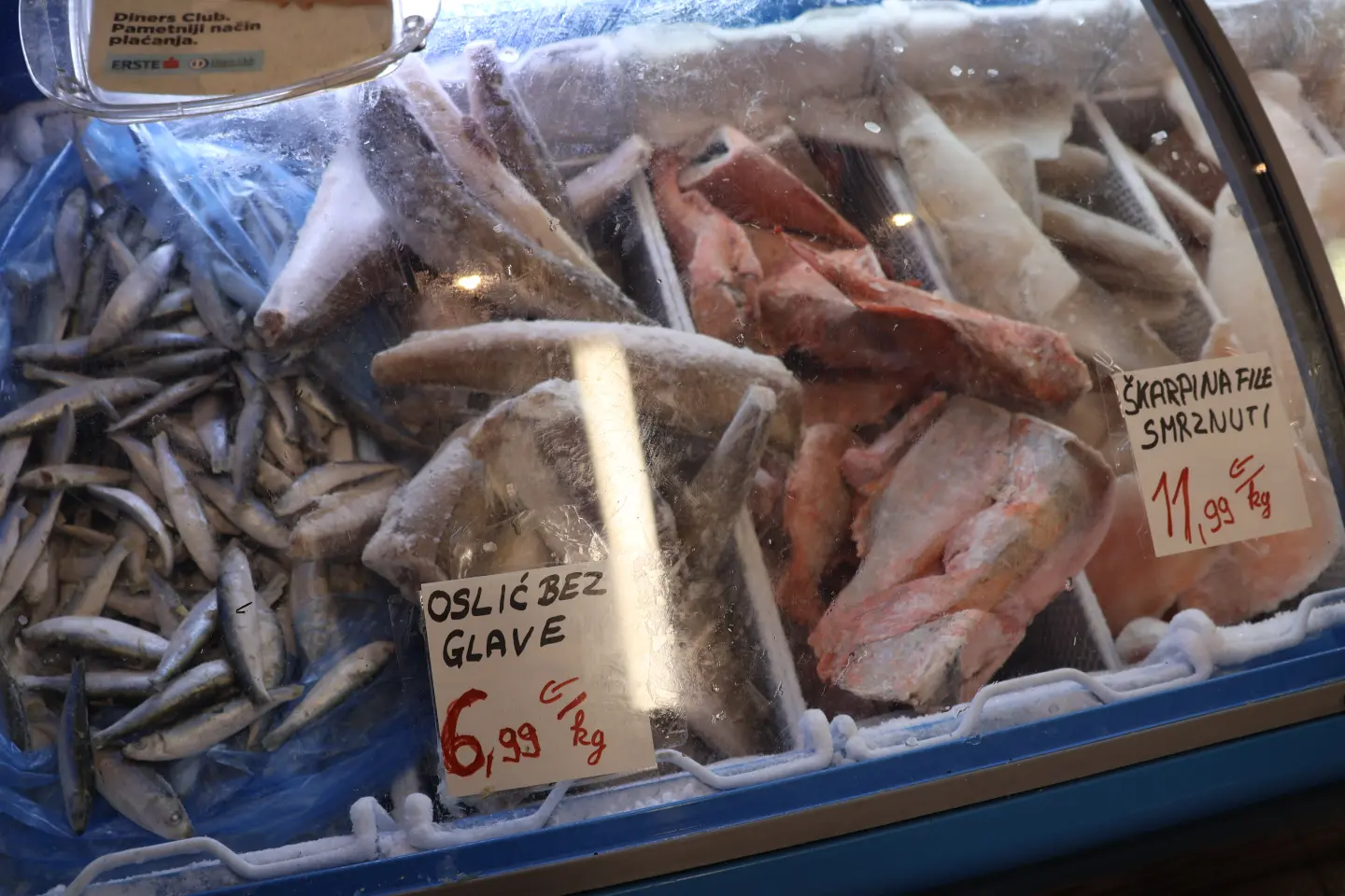 Ribarnica Čakovec Badnjak 24.12.2025 (3)