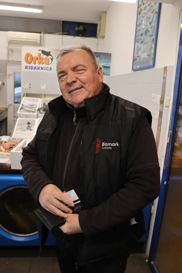 Ribarnica Čakovec Badnjak 24.12.2025 (5)