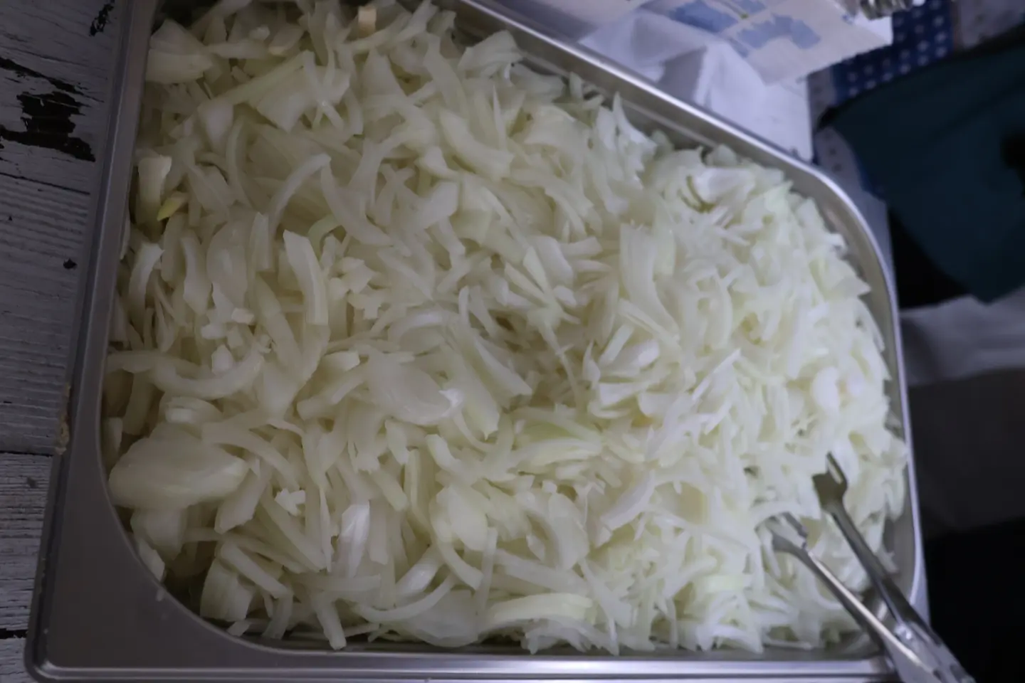 Ribice, Badnjak, Podjela, Franjevački trg, Čakovec 24.12.2025 (12)