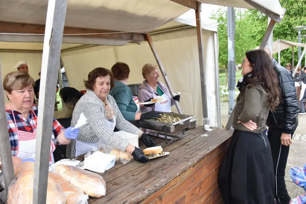 Ribice, Grad Čakovec, Veliki petak, Uskrs (15)