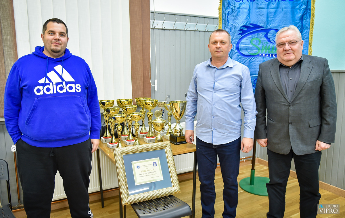 Ribolovno društvo Smuđ (2)