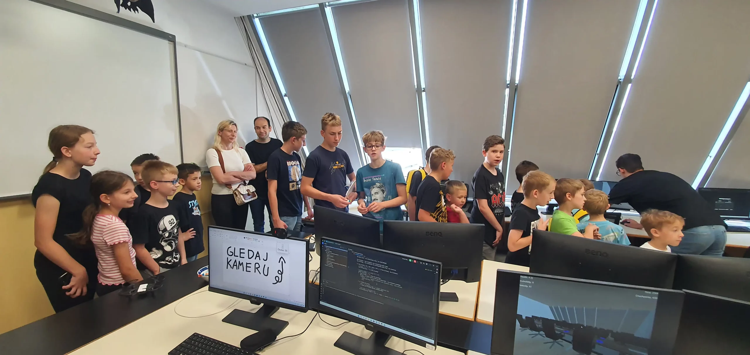 Robotičari Udruge žena Slakovec i Pretetinec na Danima otvorenih vrata Tehničke škole Čakovec (6)