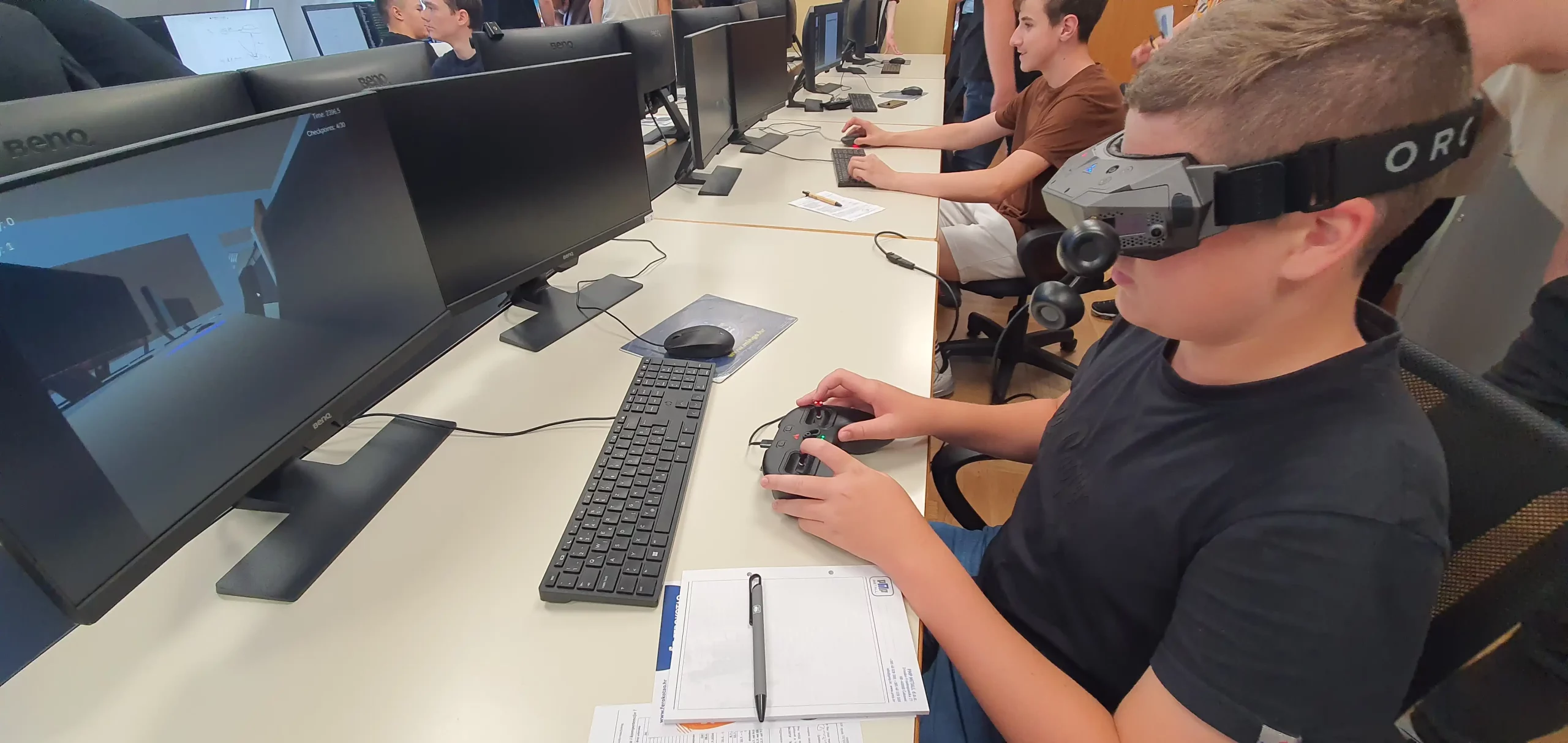 Robotičari Udruge žena Slakovec i Pretetinec na Danima otvorenih vrata Tehničke škole Čakovec (7)