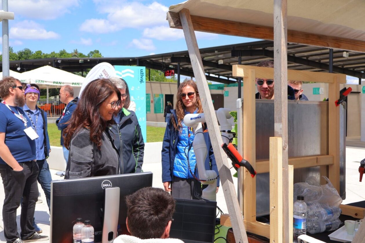 Robotika konferencija u Čakovcu (9) Robotika konferencija u Čakovcu (9)