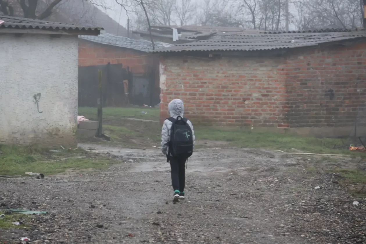Romsko naselje Pribislavec djeca škola (20)