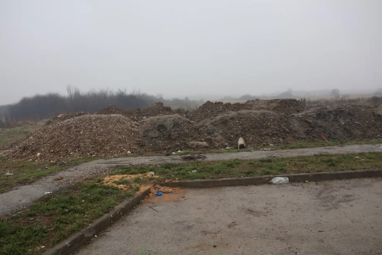 Romsko naselje Pribislavec nasip (59)