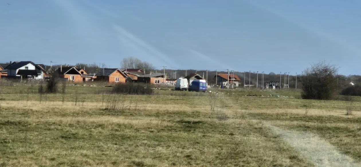 Romsko naselje Pribislavec smeće (2) Romsko naselje Pribislavec smeće (2)