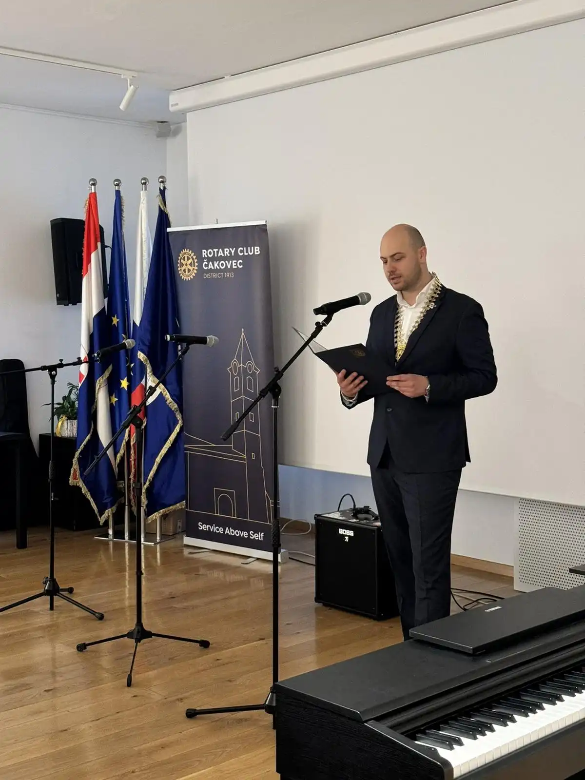 Rotary club nagrađeni učenika 2024 (2) Rotary club nagrađeni učenika 2024 (2)