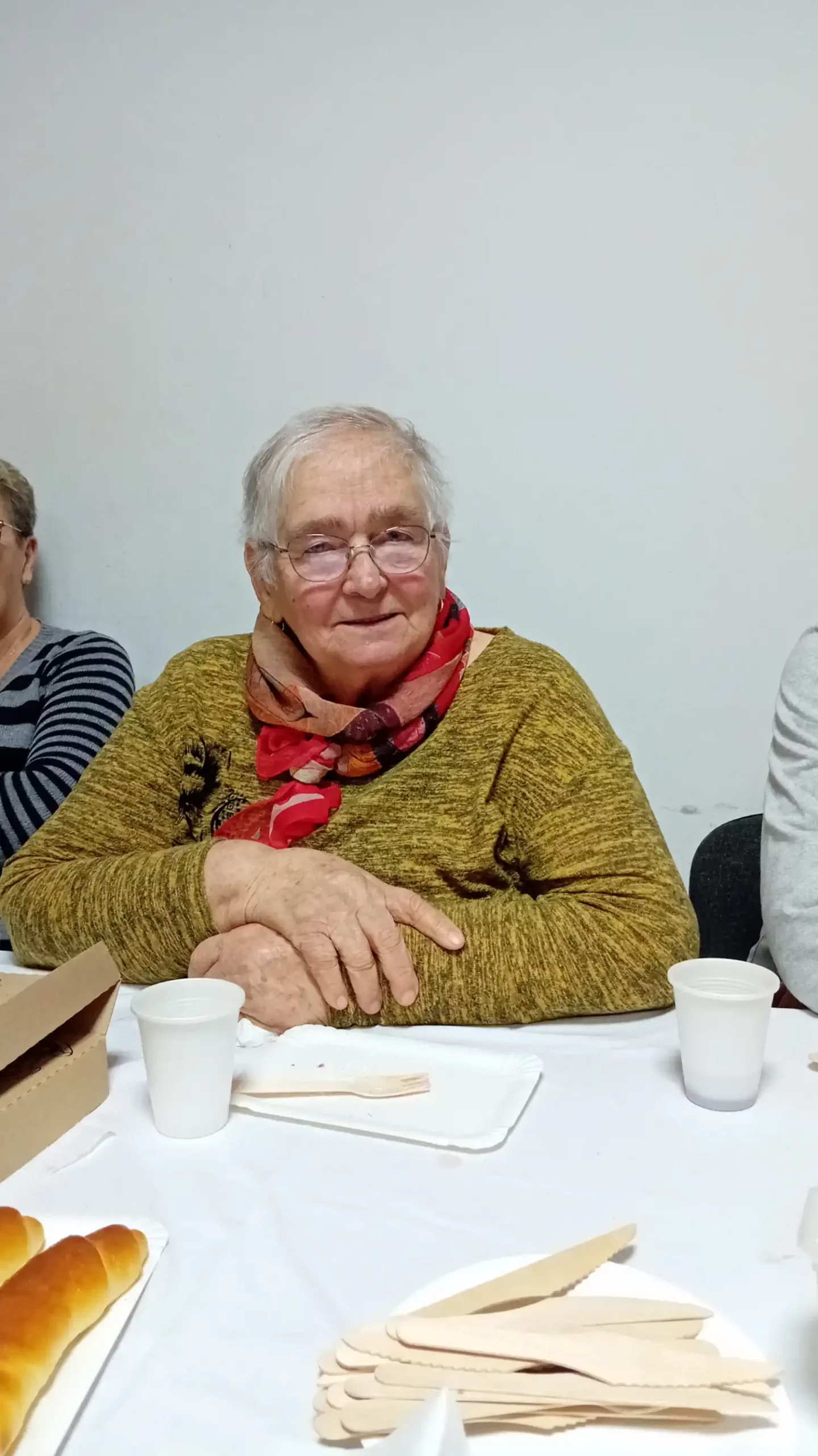 Rozina Novak (5) Rozina Novak (5)