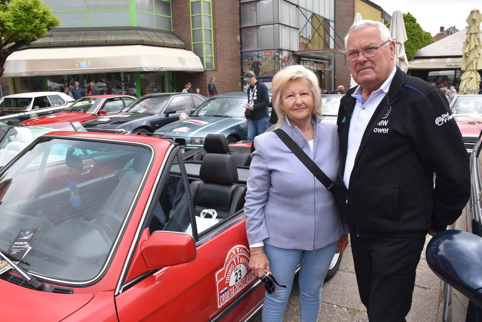 Rudi i Nevenka Tarandek, Crveni kabriolet (2) Rudi i Nevenka Tarandek, Crveni kabriolet (2)