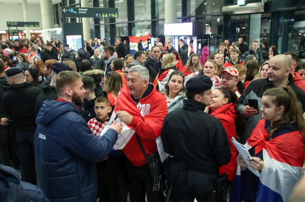 Doček brončanih rukometaša u Zračnoj luci Franjo Tuđman