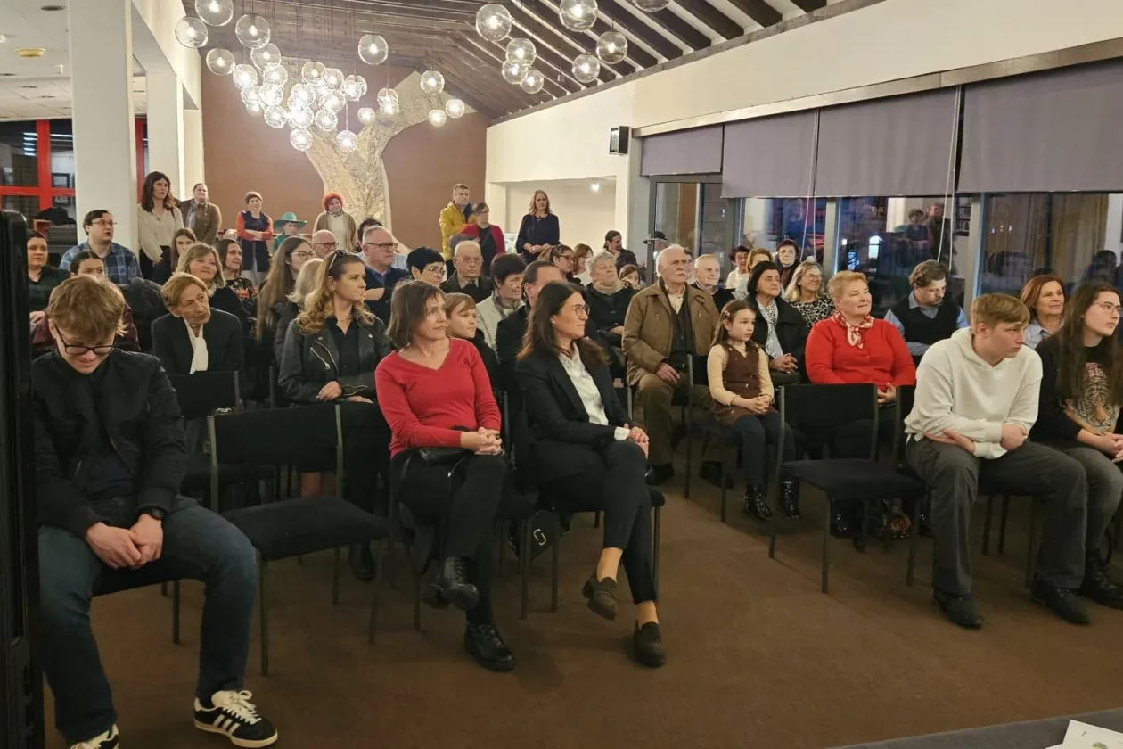 ŠAF 50 rođendan monografija (12) ŠAF 50 rođendan monografija (12)