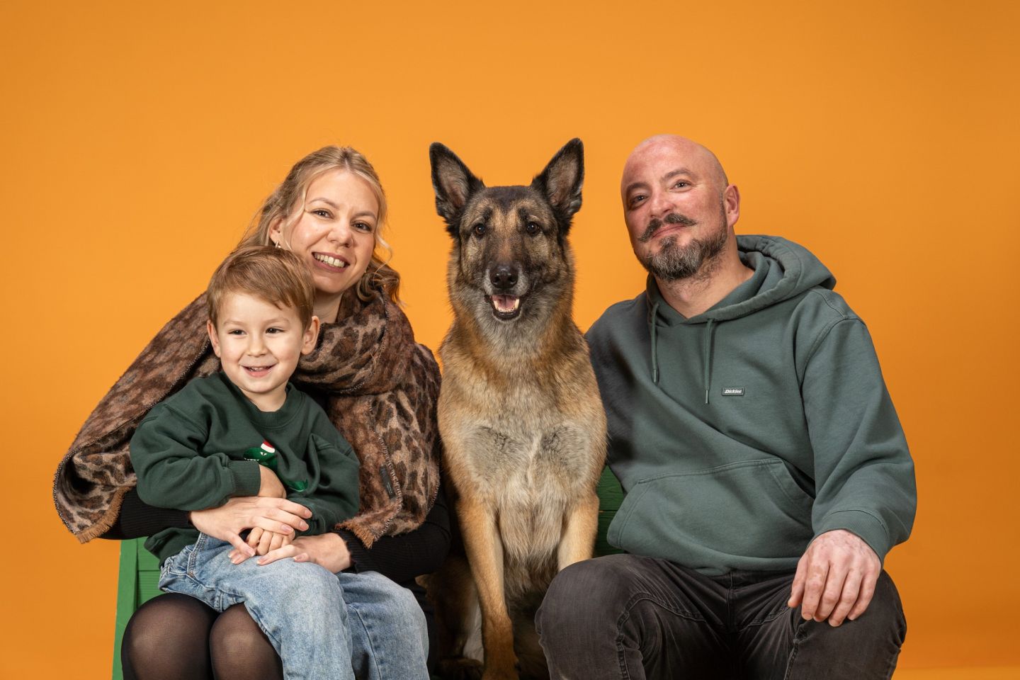 ŠAPICE U FOKUSU Najveselije fotkanje pasa i mačaka u Klubu Prostor (27)