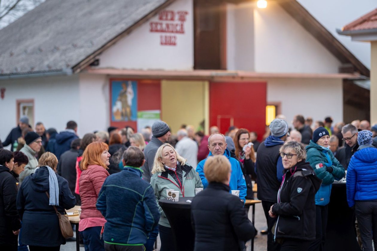 SELNICA SLAVI MARTINJE Obred krštenja mošta i degustacija vina uz Taubeke (2)