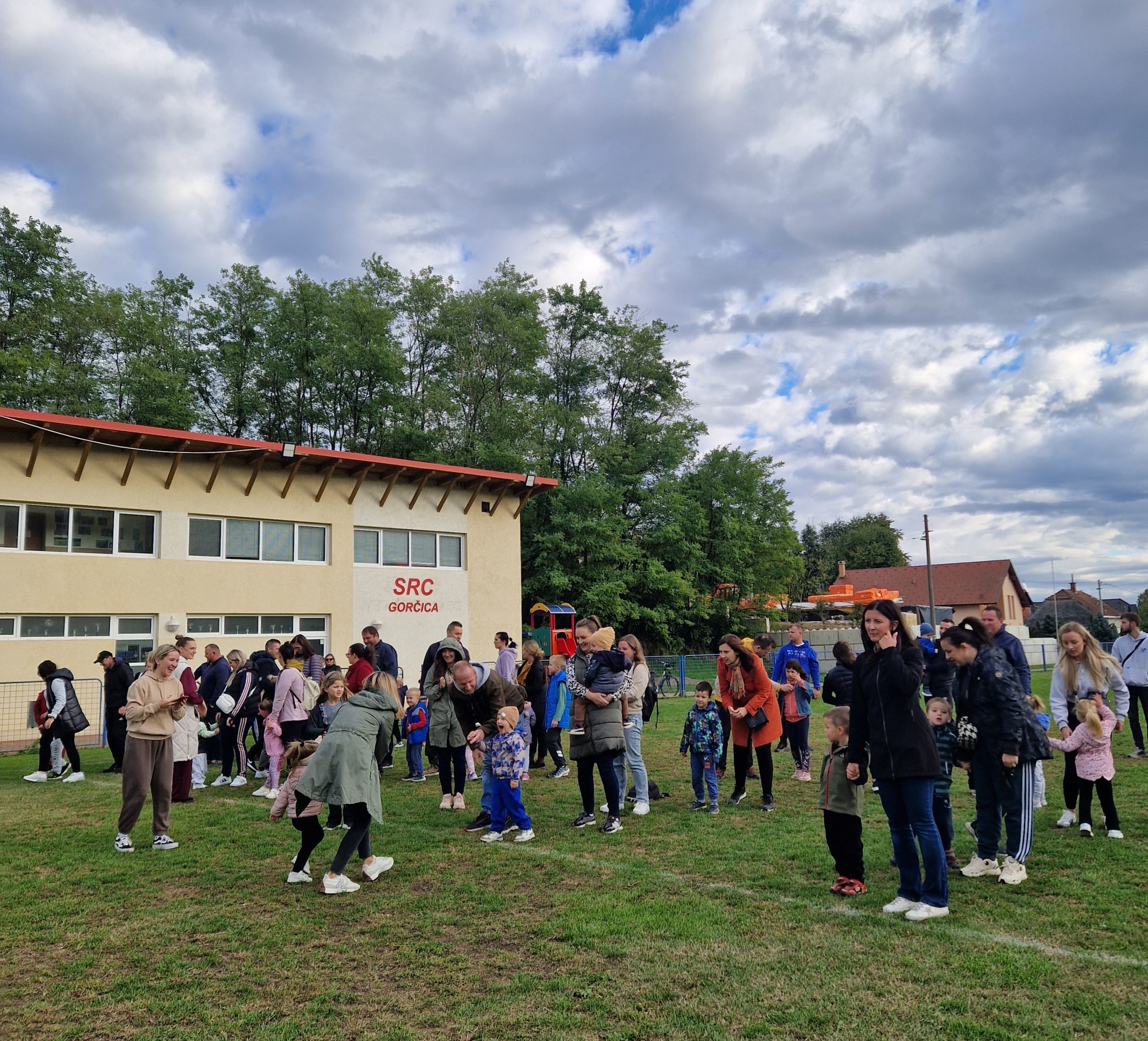 ŠENKOVEC Djeca iz vrtića Vrapčić slavila dolazak jeseni uz igre i kestene (5) ŠENKOVEC Djeca iz vrtića Vrapčić slavila dolazak jeseni uz igre i kestene (5)