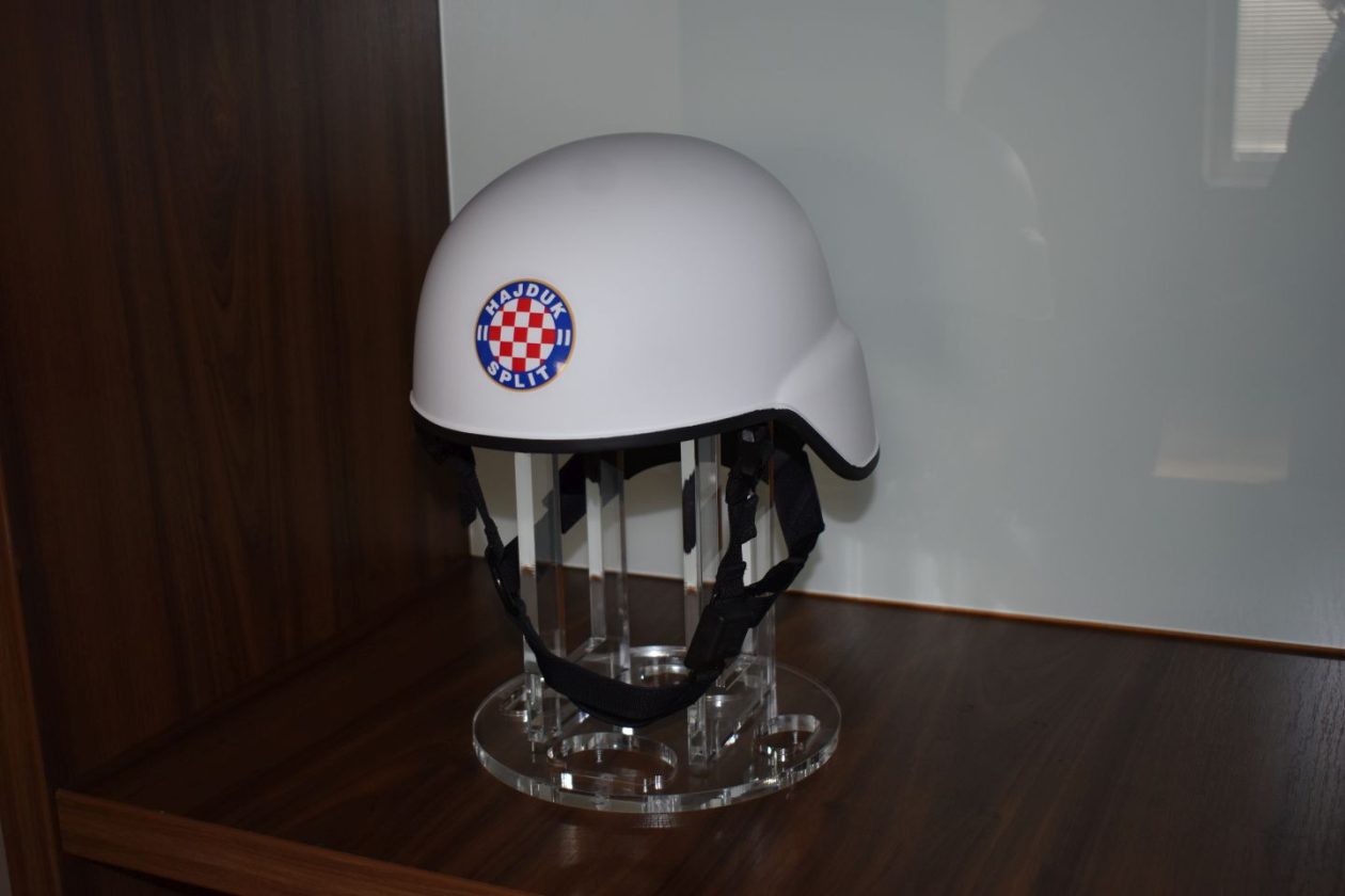 ŠESTAN – BUSCH Preloški proizvođač kaciga očekuje rast potražnje (8)