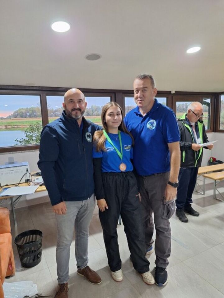 ŠESTO KOLO Završila Liga mladeži u ribolovu udicom na plovak za 2025. godinu (14) ŠESTO KOLO Završila Liga mladeži u ribolovu udicom na plovak za 2025. godinu (14)