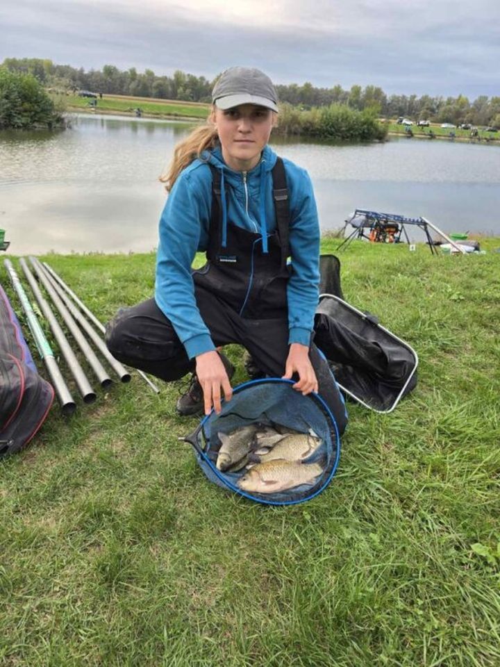 ŠESTO KOLO Završila Liga mladeži u ribolovu udicom na plovak za 2025. godinu (21) ŠESTO KOLO Završila Liga mladeži u ribolovu udicom na plovak za 2025. godinu (21)