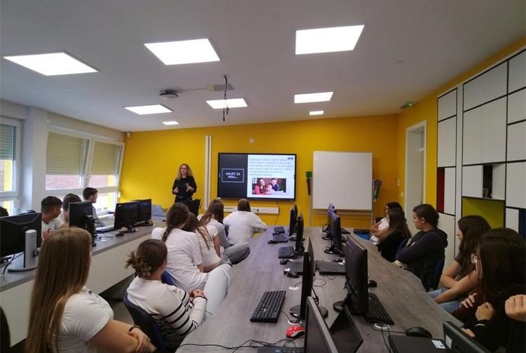 SIGURNOST DJECE Edukativno predavanje o Internetu za učenike OŠ Belica (6)