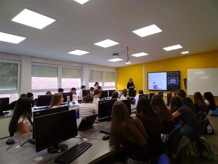 SIGURNOST DJECE Edukativno predavanje o Internetu za učenike OŠ Belica (7)